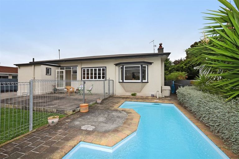 Photo of property in 501 Charles Street, Saint Leonards, Hastings, 4120
