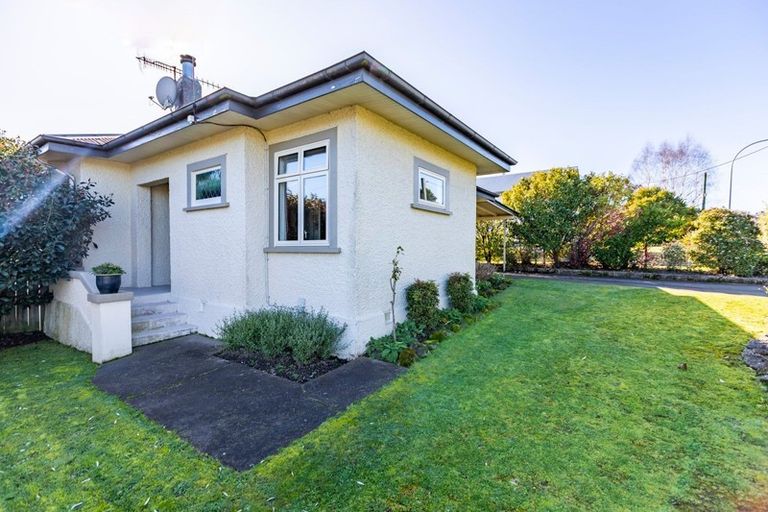 Photo of property in 16 Reservoir Road, Waipukurau, 4200