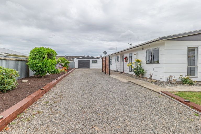 Photo of property in 13 Morgan Crescent, Levin, 5510