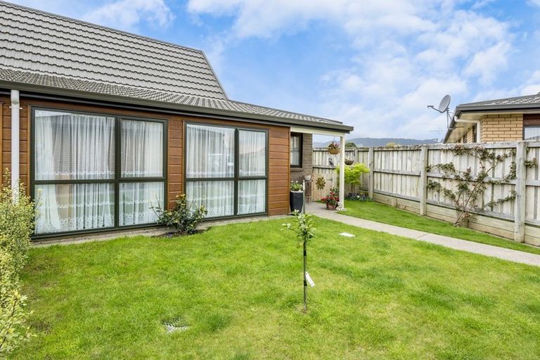 Photo of property in Rangeview Villas, 26/9 Fuller Close, Levin, 5510