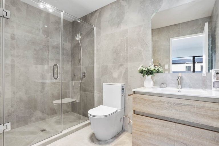 Photo of property in 51 Minhas Road, Papakura, 2110