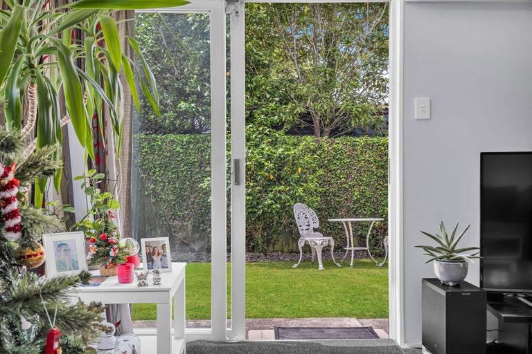Photo of property in 1/67 Barton Street, Woolston, Christchurch, 8023