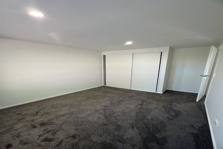 Photo of property in 147 Yaldhurst Road, Sockburn, Christchurch, 8042