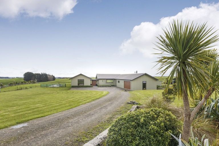 Photo of property in 151 Mount Stewart Halcombe Road, Sanson, Palmerston North, 4479