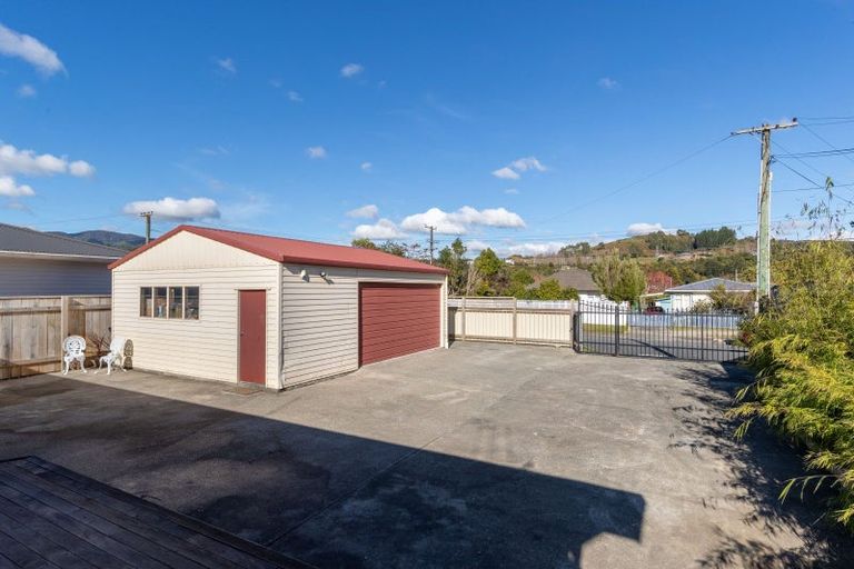 Photo of property in 63 Gillespies Road, Birchville, Upper Hutt, 5018
