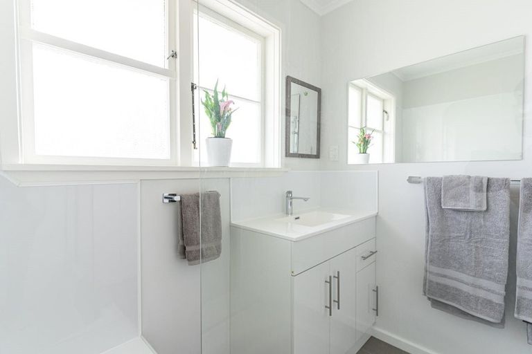 Photo of property in 22 Moheke Avenue, Roslyn, Palmerston North, 4414