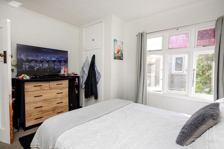 Photo of property in 24 Thyra Street, Dannevirke, 4930