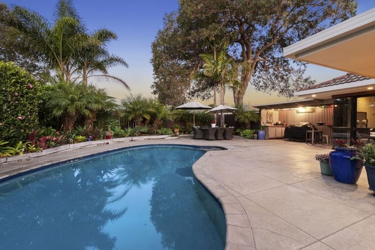 Photo of property in 3 Maygrove Drive, Orewa, 0931