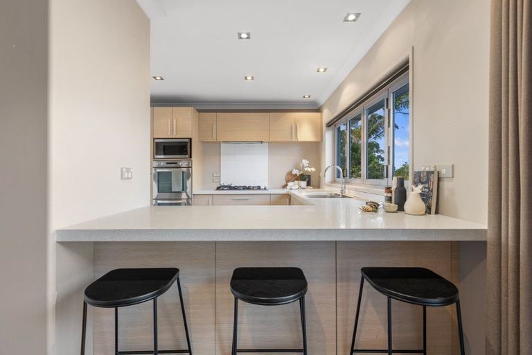 Photo of property in 28 Andrew Place, Otumoetai, Tauranga, 3110