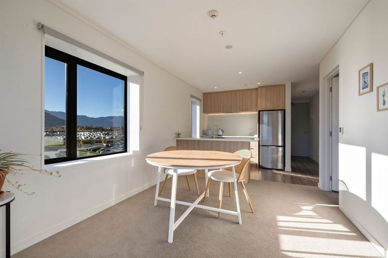 Photo of property in Toru Apartments, 702/10 Copper Beech Avenue, Frankton, Queenstown, 9300