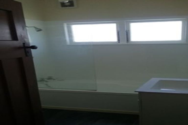 Photo of property in 38 Puriri Terrace, Roslyn, Palmerston North, 4414