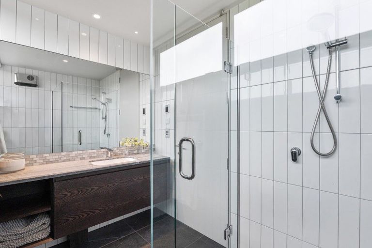 Photo of property in 44d Glandovey Road, Fendalton, Christchurch, 8052