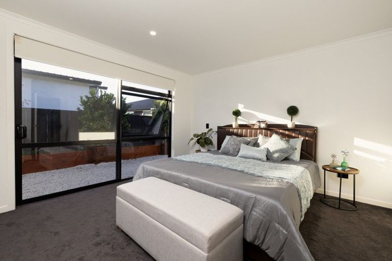 Photo of property in 34 Kahuparere Crescent, Pyes Pa, Tauranga, 3112