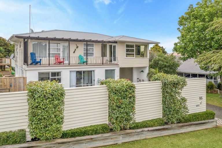 Photo of property in 95 Hillcrest Avenue, Hillcrest, Auckland, 0627