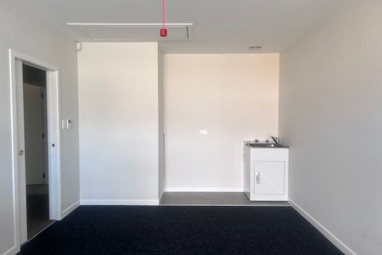 Photo of property in 23 Matuku Place, Paraparaumu Beach, Paraparaumu, 5032