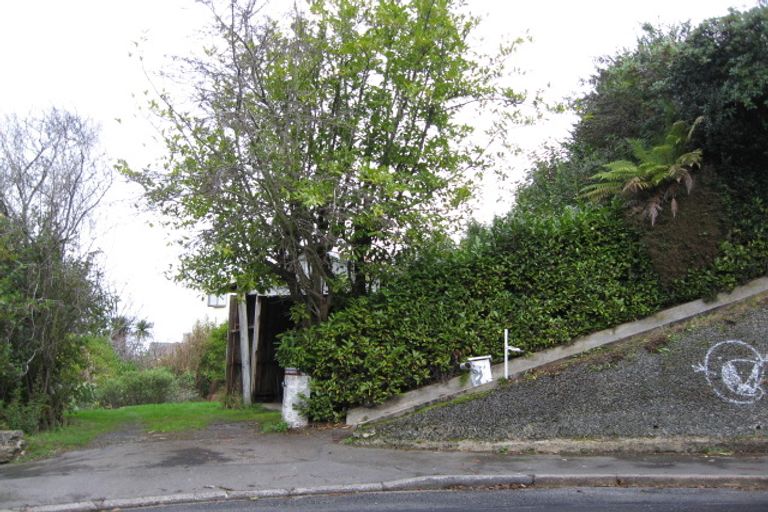 Photo of property in 105 Gladstone Road, Dalmore, Dunedin, 9010