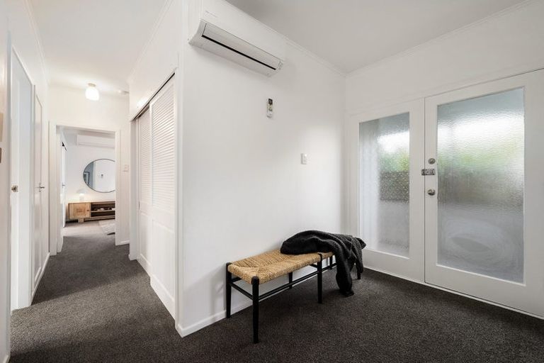 Photo of property in 11 Baffin Grove, Kingston, Wellington, 6021