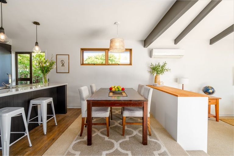 Photo of property in 16 Chilton Drive, Mairehau, Christchurch, 8052