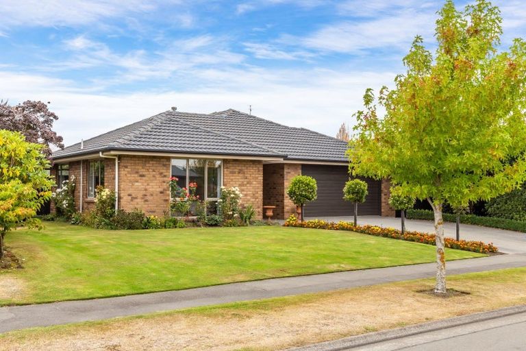 Photo of property in 12 Marlowe Place, Rolleston, 7614