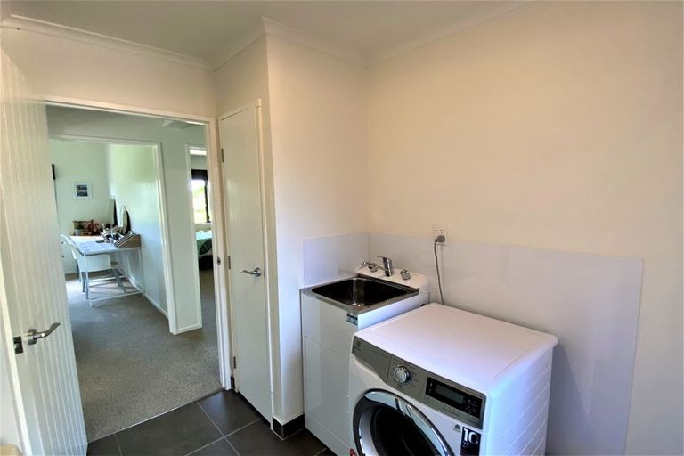 Photo of property in 5 Godwit Place, Waiuku, 2123