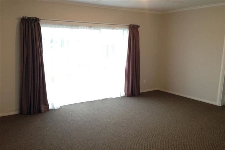 Photo of property in 19 Moeller Street, Taradale, Napier, 4112