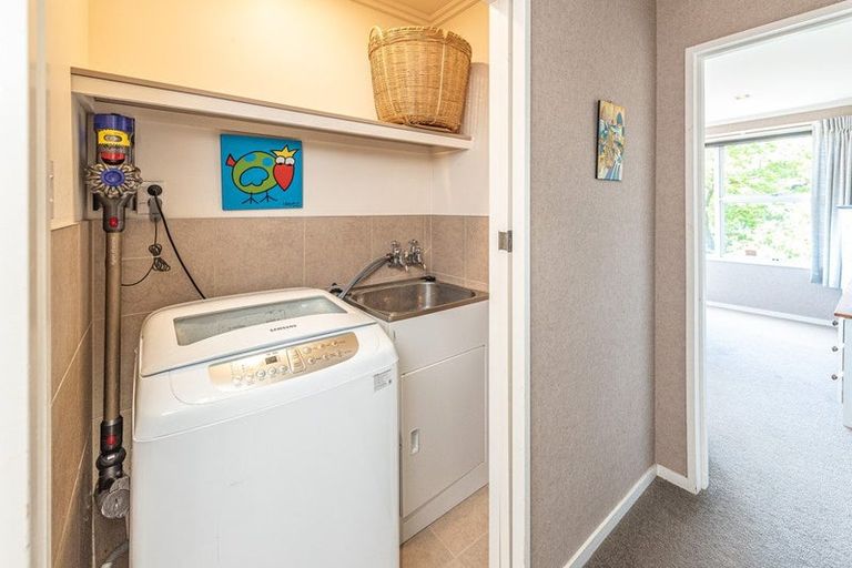 Photo of property in 27 Wairere Road, Bastia Hill, Whanganui, 4500