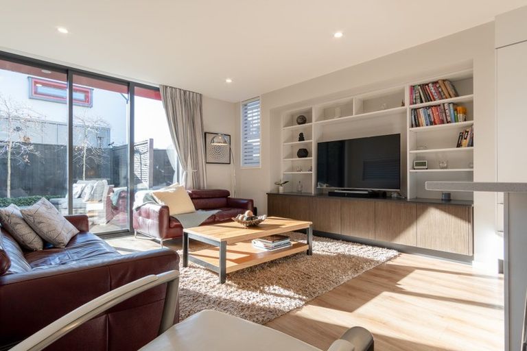 Photo of property in 137 Peterborough Street, Christchurch Central, Christchurch, 8013