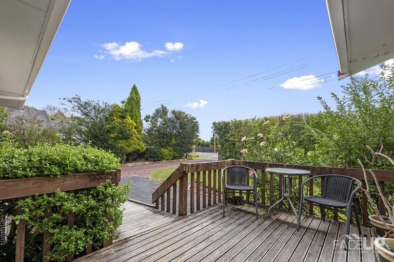 Photo of property in 30 Manuka Road, Glenfield, Auckland, 0629