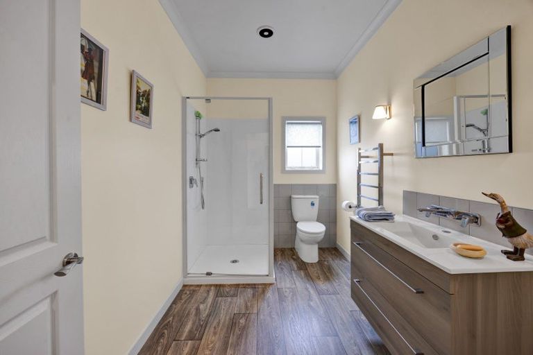 Photo of property in 7 Biron Place, Stratford, 4332