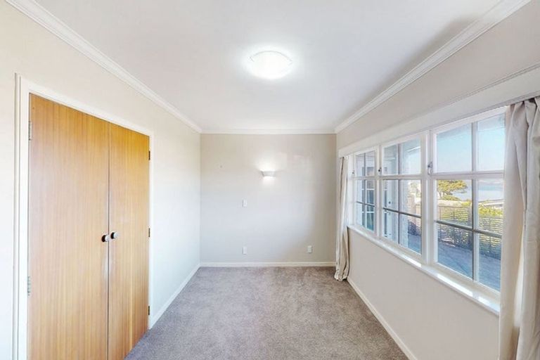 Photo of property in 34 Rama Crescent, Khandallah, Wellington, 6035