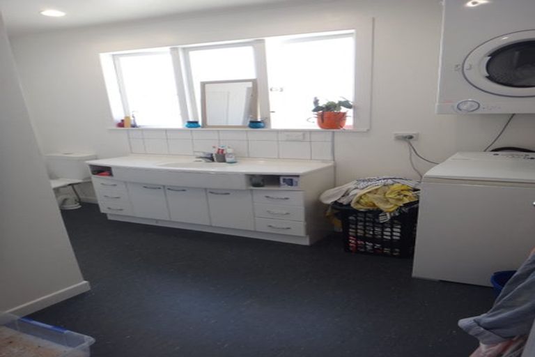 Photo of property in 2/75-77 Ellice Street, Mount Victoria, Wellington, 6011