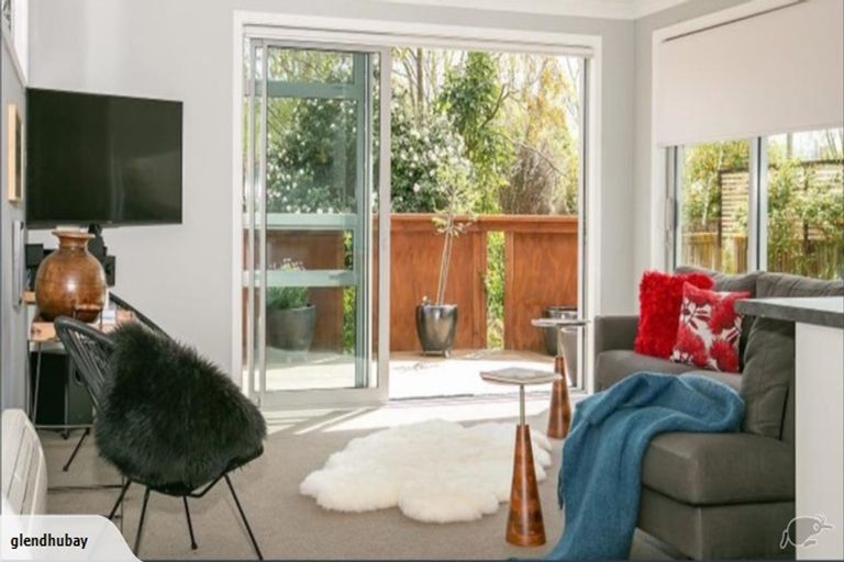 Photo of property in 43 Reading Street, Greytown, 5712