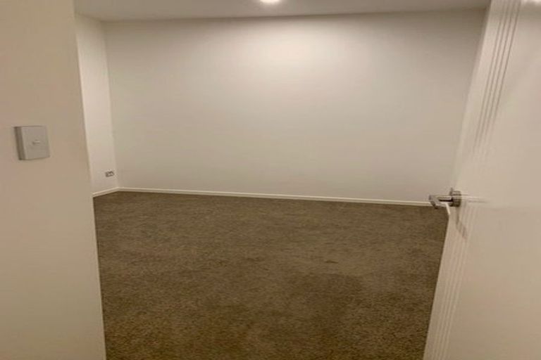Photo of property in 16 Carrygawley Road, Flat Bush, Auckland, 2019