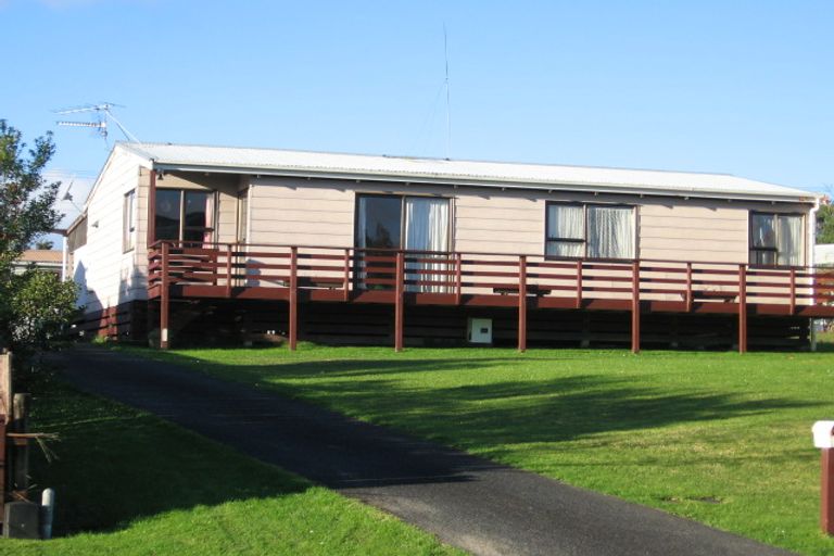 Photo of property in 17 Campbell Drive, Warkworth, 0910