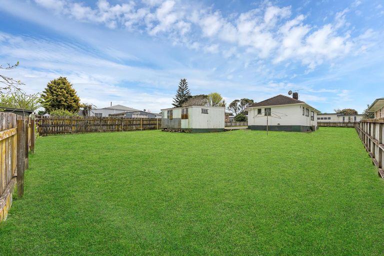 Photo of property in 13 Buckland Road, Tuakau, 2121