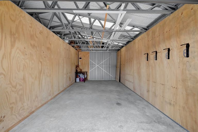 Photo of property in 77 Huatoki Street, Vogeltown, New Plymouth, 4310