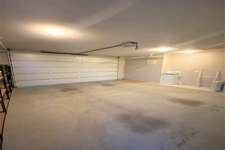 Photo of property in 16 Graycliffe Street, Halswell, Christchurch, 8025