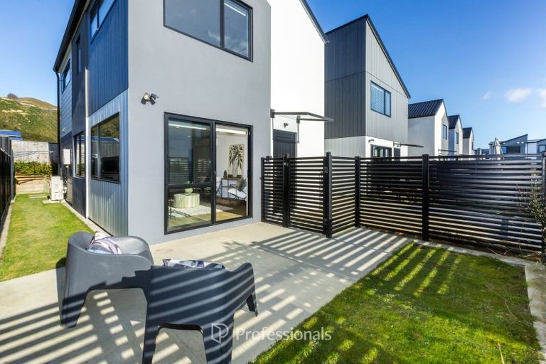 Photo of property in 7 Desert Gold Lane, Wallaceville, Upper Hutt, 5018