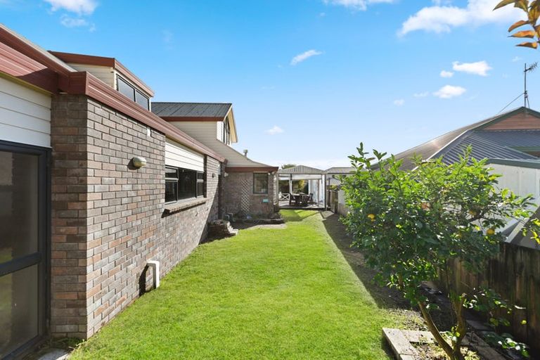 Photo of property in 44 Cherrywood Street, Pukete, Hamilton, 3200