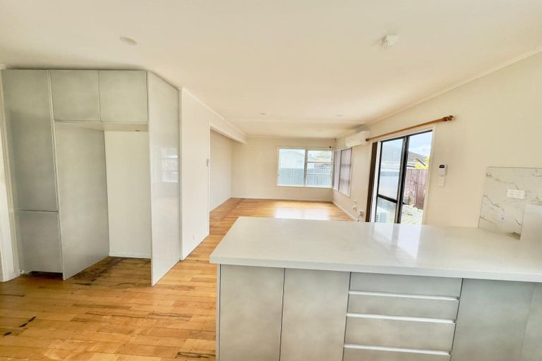 Photo of property in 38b Halswell Street, Mangere East, Auckland, 2024