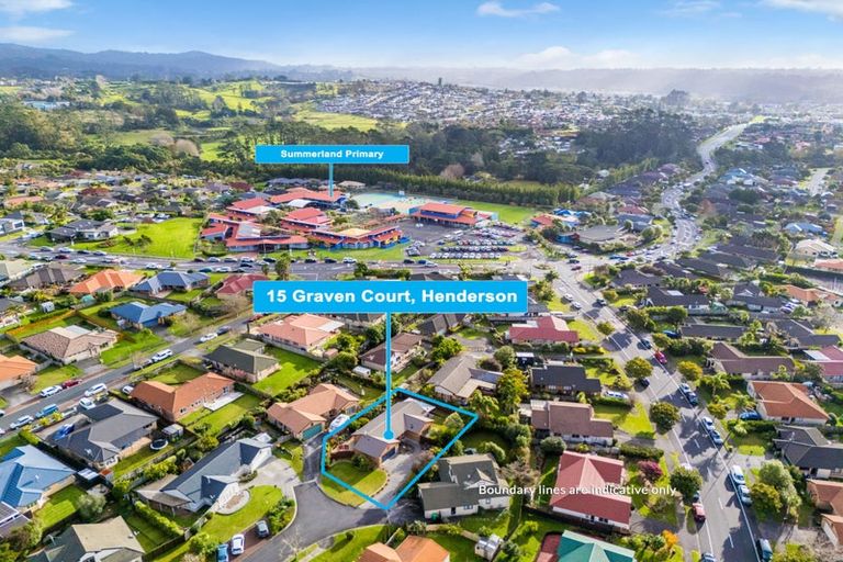 Photo of property in 15 Graven Court, Henderson, Auckland, 0612