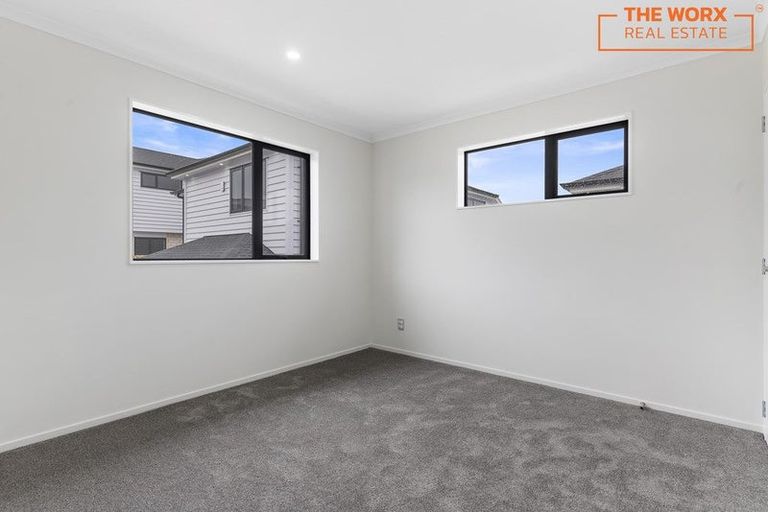 Photo of property in 35c Dreadon Road, Manurewa, Auckland, 2102