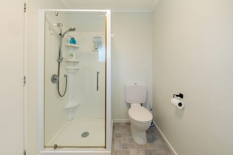 Photo of property in 333 Fergusson Drive, Heretaunga, Upper Hutt, 5018