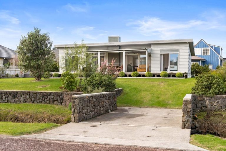 Photo of property in 598 Waterways Parade, Pauanui, Hikuai, 3579