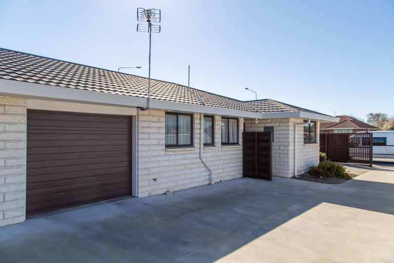 Photo of property in 201 Harewood Road, Papanui, Christchurch, 8053