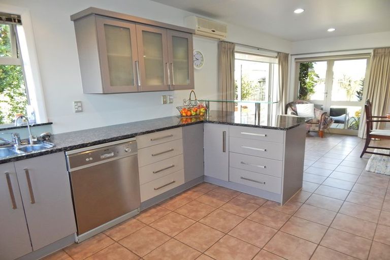 Photo of property in 9 Ranui Avenue, Kerikeri, 0230