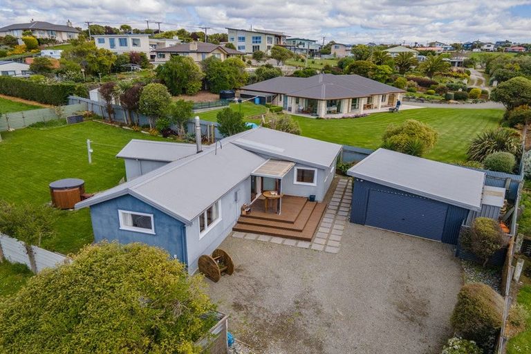 Photo of property in 29 Harbour Terrace, Kakanui, Oamaru, 9495