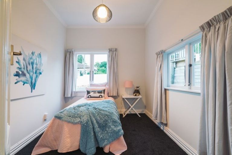 Photo of property in 6 Crosby Street, Mornington, Dunedin, 9011