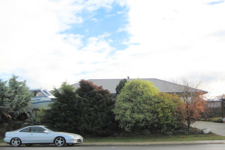 Photo of property in 51 Mount Iron Drive, Wanaka, 9305