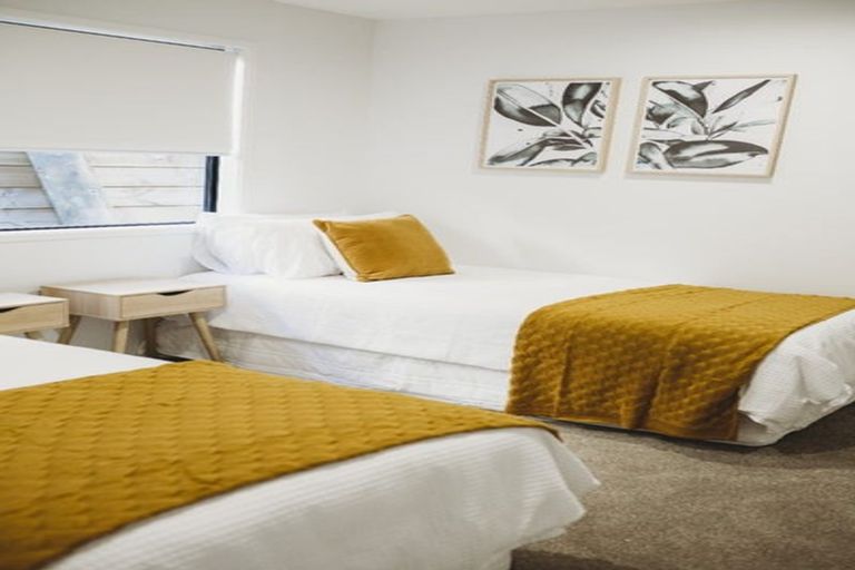 Photo of property in 6 Bright Way, Lower Vogeltown, New Plymouth, 4310